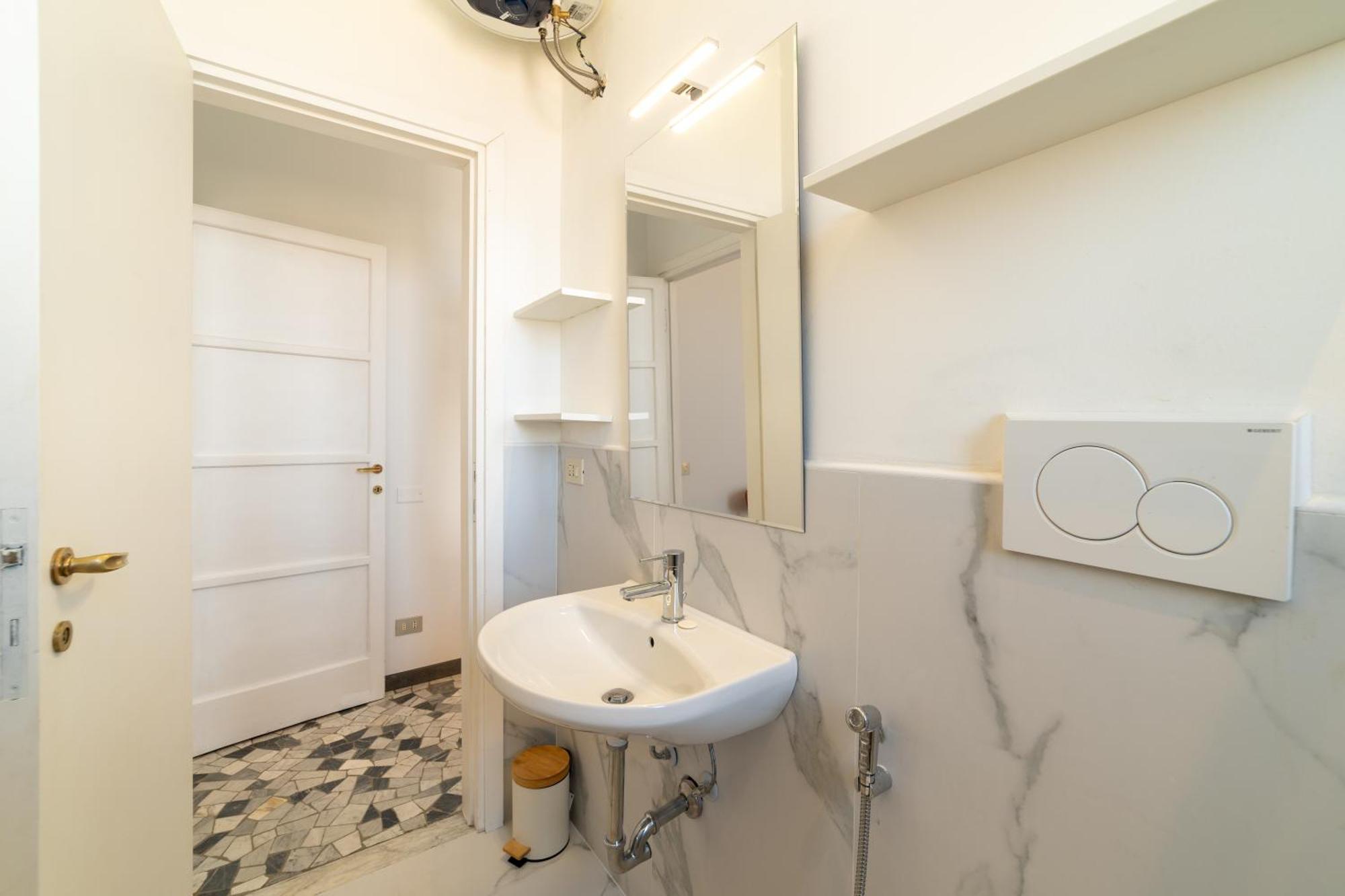 Retreat In The Heart Of - Duomo * Milano